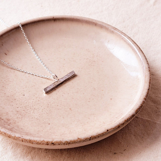 Hammered Bar Necklace