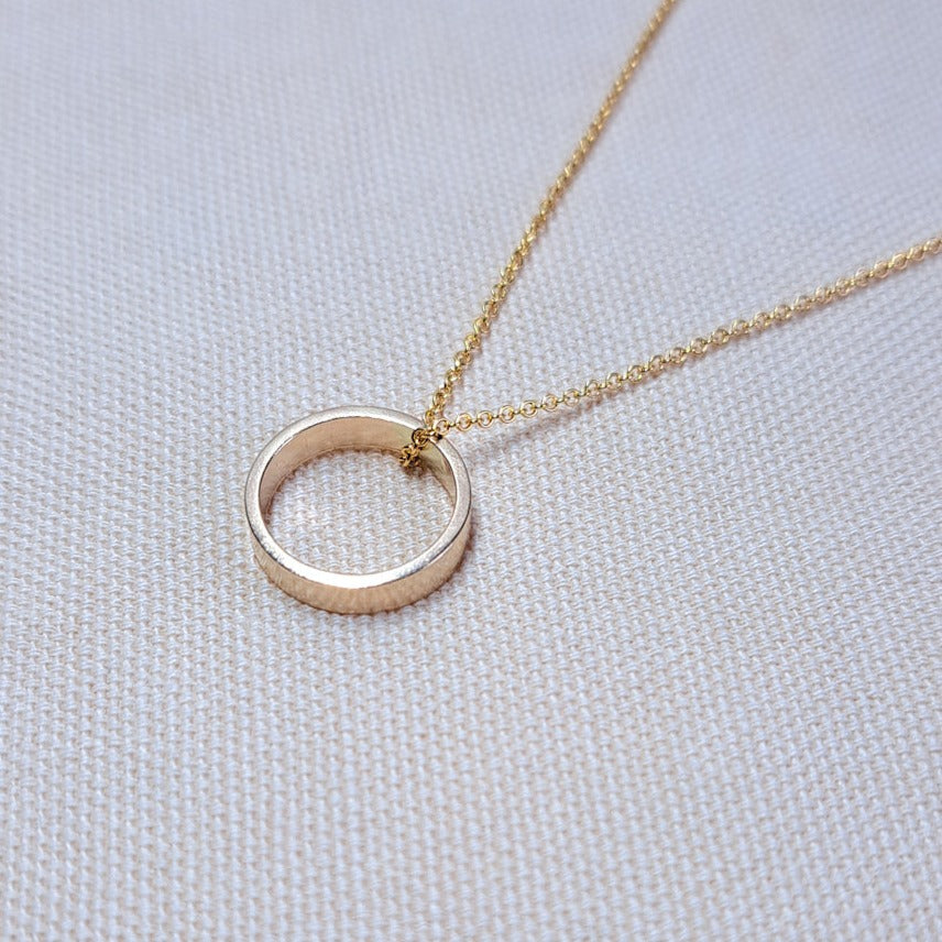 Mitsu - Circle Necklace